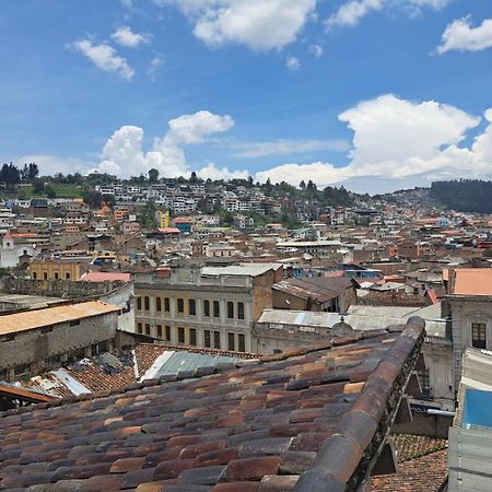 Casa Carpedm Hostel Quito Kültér fotó