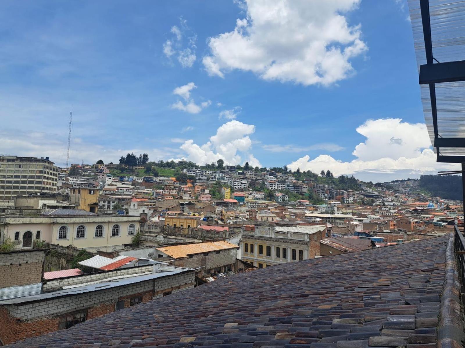 Casa Carpedm Hostel Quito Kültér fotó